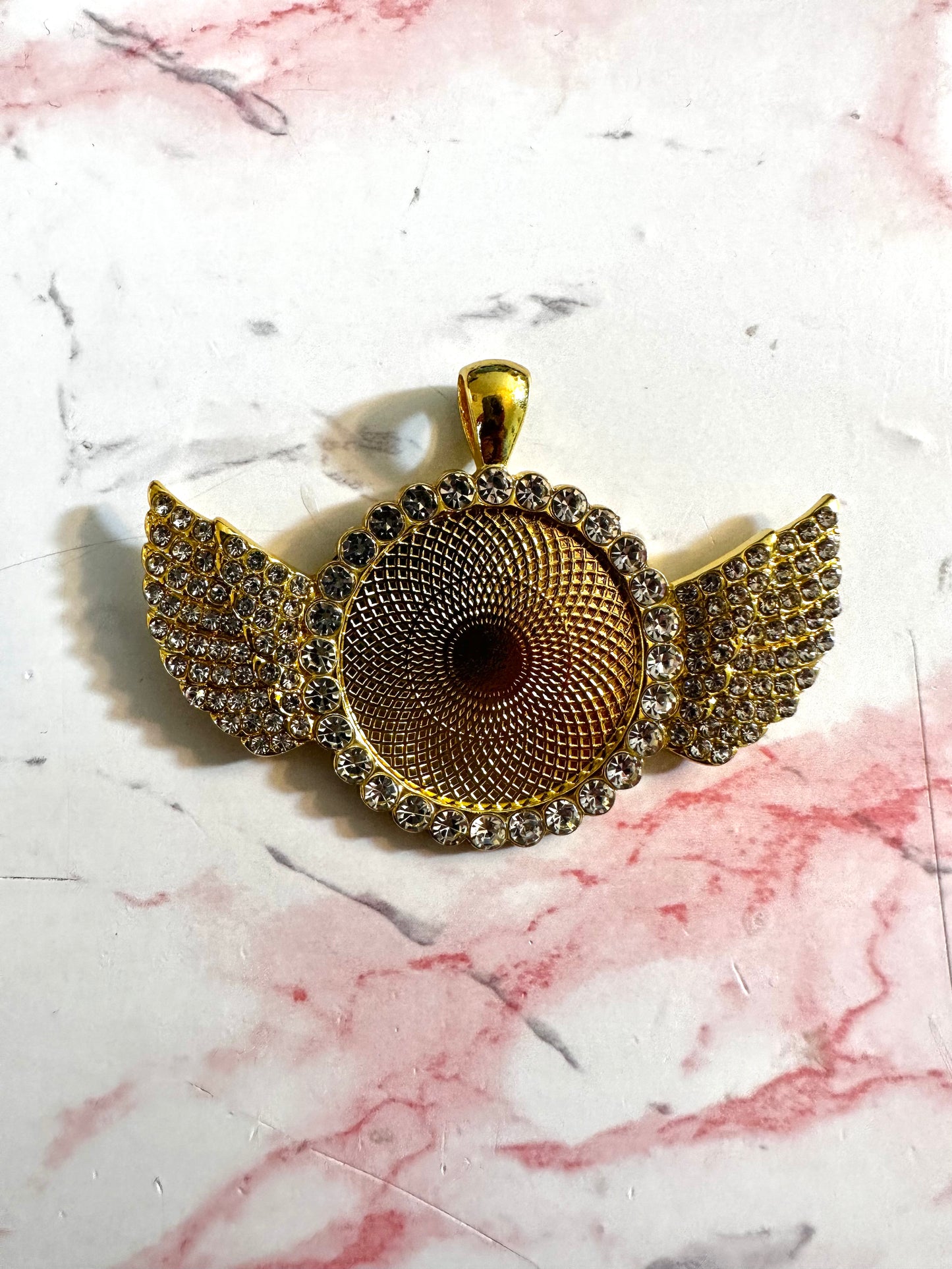 One Sided Circle Wing Necklace