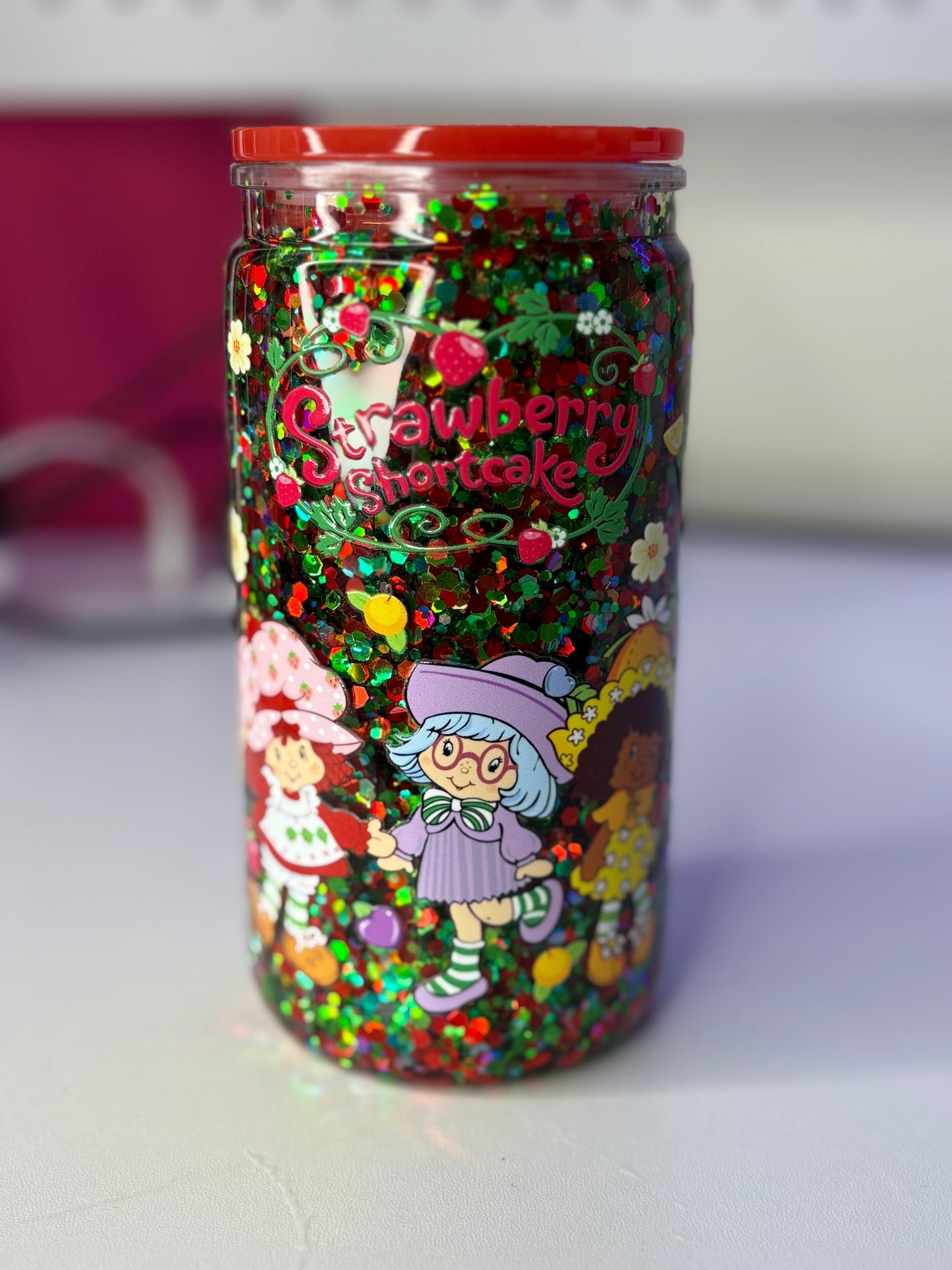 Strawberry and Friends 16oz Acrylic Snowglobe Cup